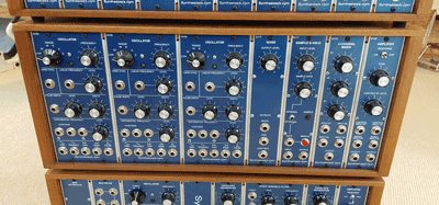 Blue Synthesizer