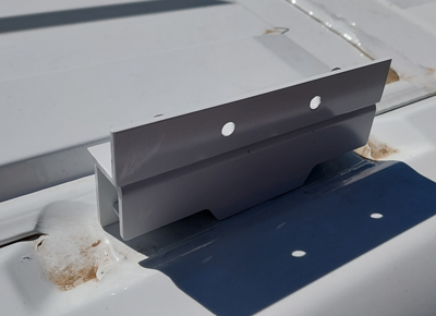 Roof brackets